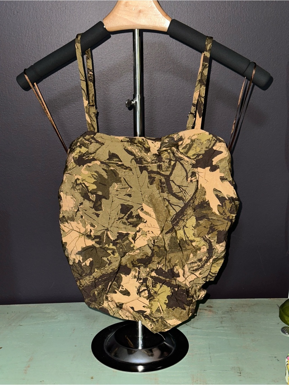 Camo Leaf-Print Women's crop top in Olive and Tan NWOT